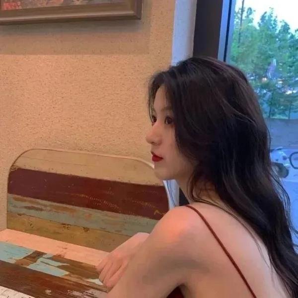 双面女蝎星